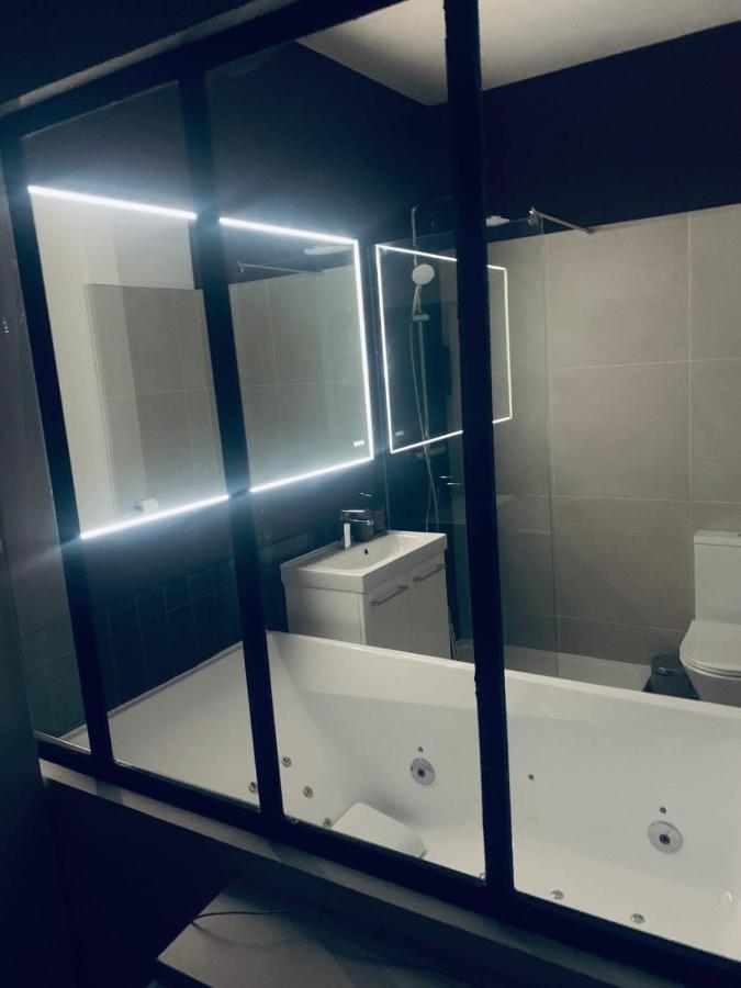 Sweet Love Room - Jacuzzi Privatif Монтрей Екстер'єр фото